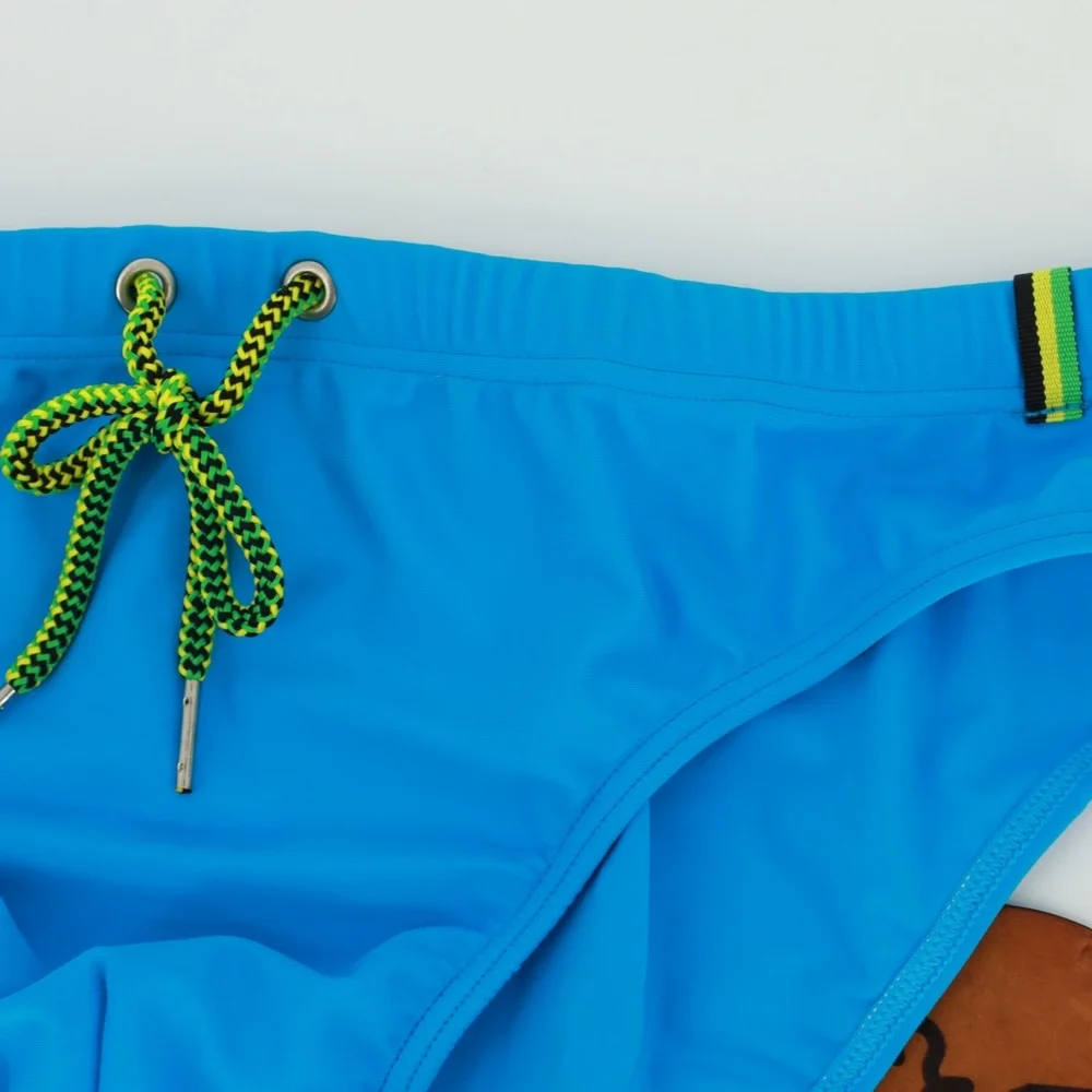 U.T.‎ WAVE Swim Briefs